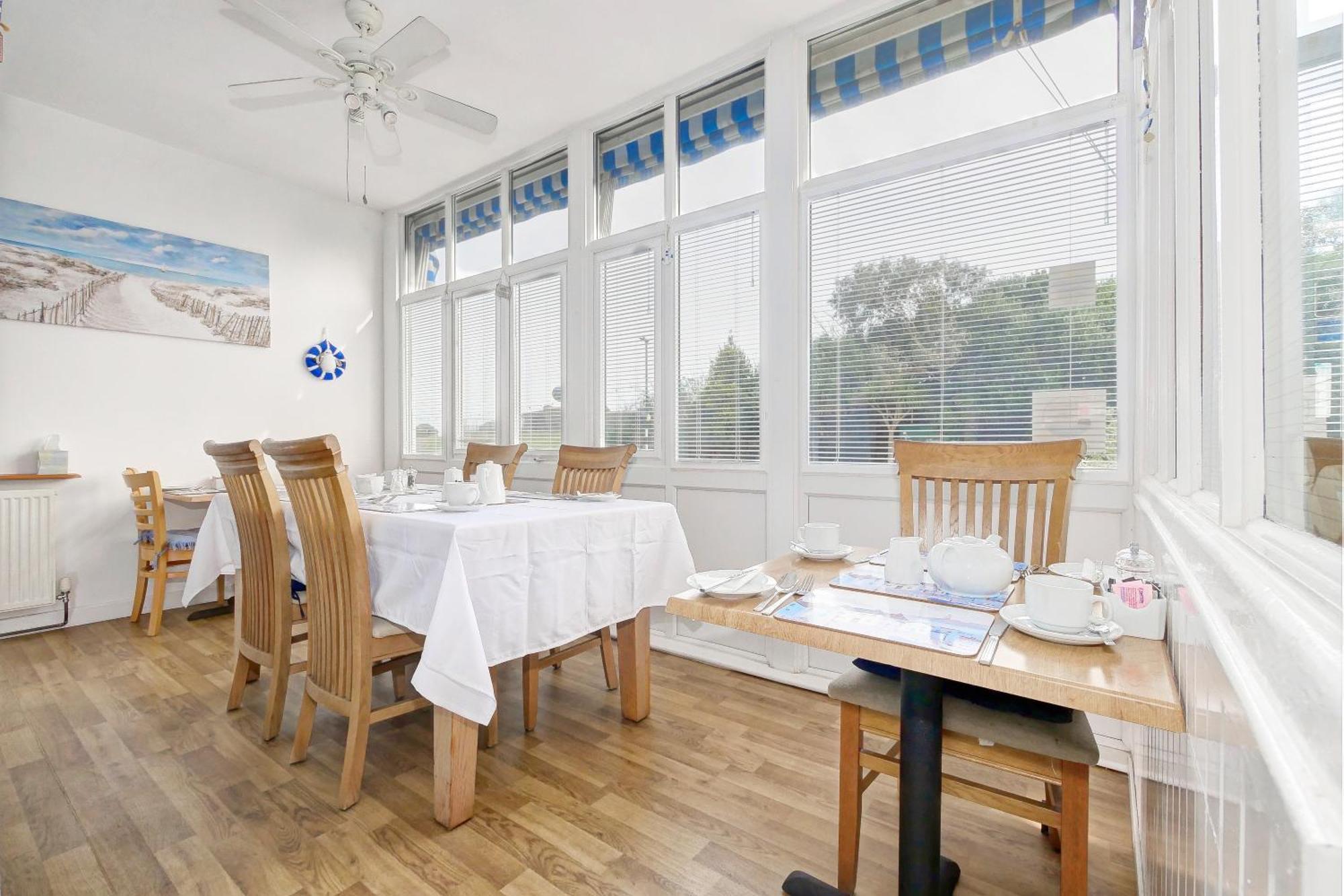 Bay Lodge Guest House Eastbourne Eksteriør bilde