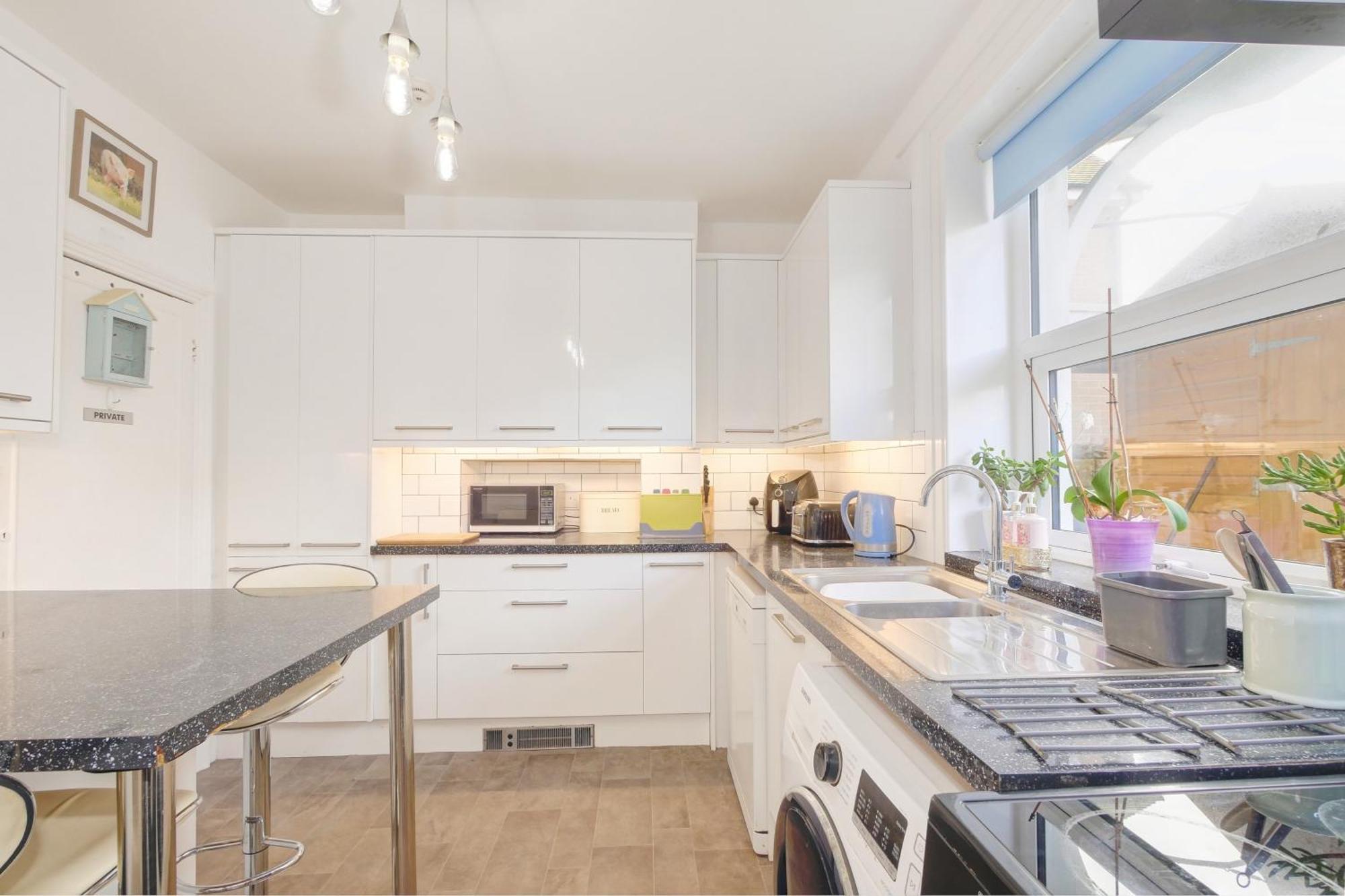 Bay Lodge Guest House Eastbourne Rom bilde